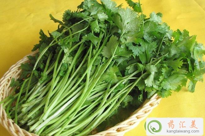 香菜和什么食物相克不能一起吃 香菜和什么食物相克不能一起吃